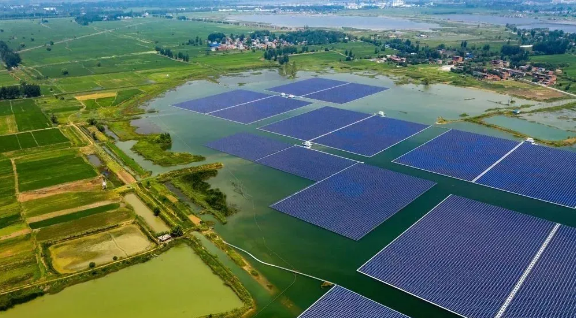 中國十三省最大光伏電站在這里！欽州康熙嶺的光伏電站能排上號了嗎？