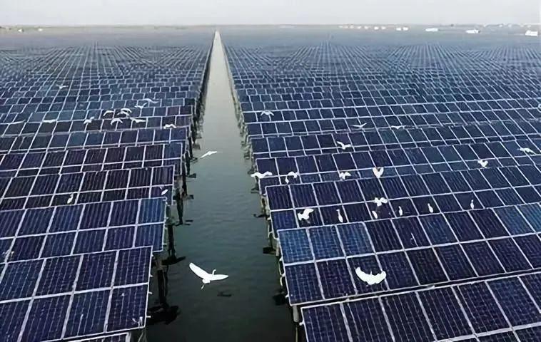中國十三省最大光伏電站在這里！欽州康熙嶺的光伏電站能排上號了嗎？