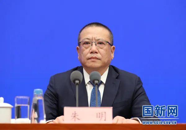國家能源局：大力發(fā)展光伏發(fā)電、風(fēng)電等可再生能源；多管齊下解決消納問題