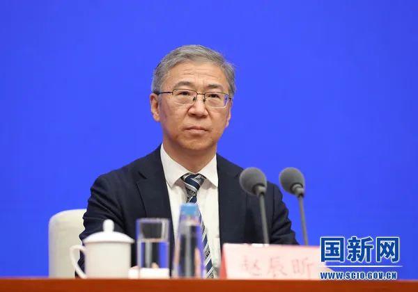 國家能源局：大力發(fā)展光伏發(fā)電、風(fēng)電等可再生能源；多管齊下解決消納問題